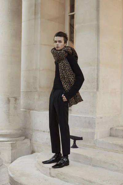 Look 23